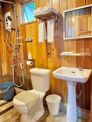 Bathroom 4, Nusakuya Resort, Semporna