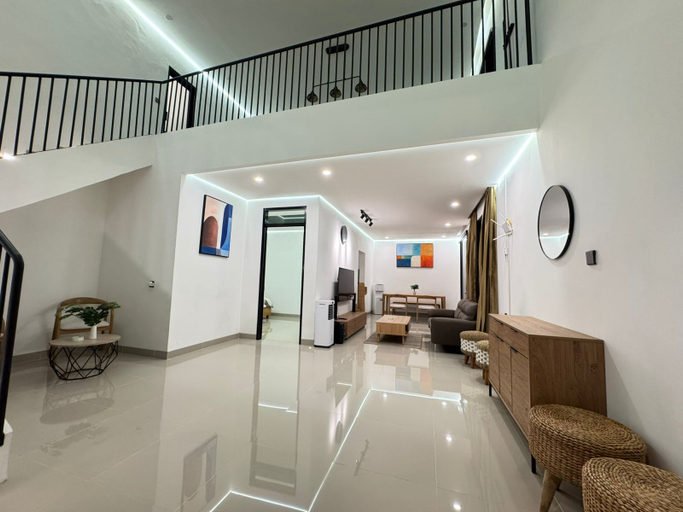 Living Room 4, Villa Yumna 1 with Biliard Pool near Kebun Raya Cibodas Puncak, Bogor