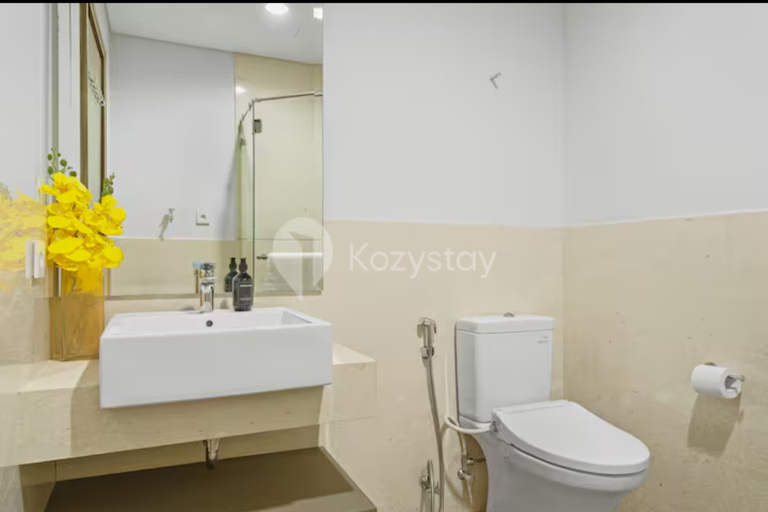 Bathroom 5, Triplet's Elegance Apartment at Southgate Residence Tanjung Barat, South Jakarta