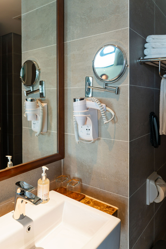 Presidential 5-Bedrooms Villa