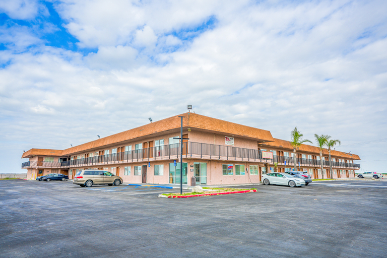 Exterior & Views 2, 20688 Tracy Ave, buttonwillow, Kern
