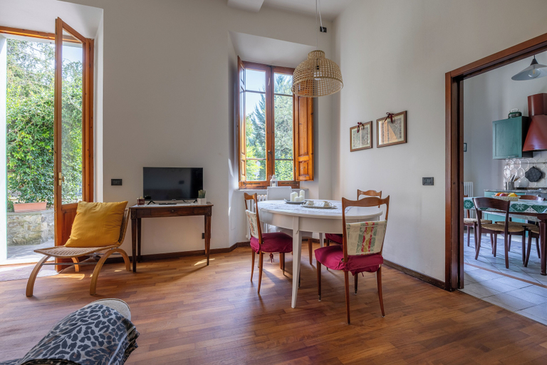 Living area 4, Casa Oliva With Garden And Wifi, Siena