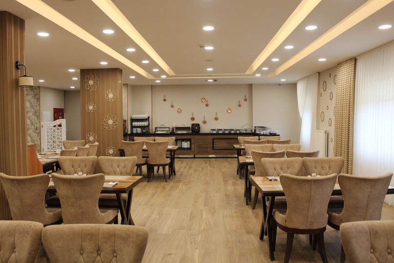 Restaurant 2, ETÜ KONUKEVİ, Merkez