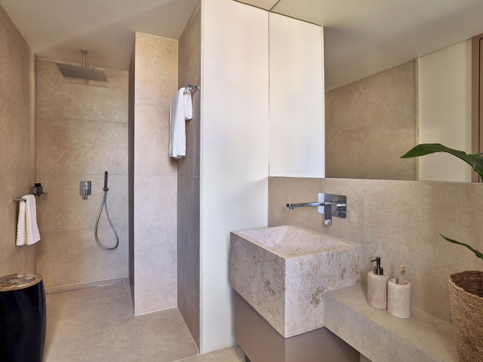 Bathroom 4, Grecotel Astir Palace, East Macedonia and Thrace