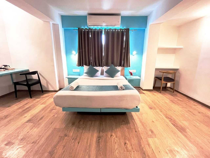 Room 5, classy stay  hotel sagar inn, Pune