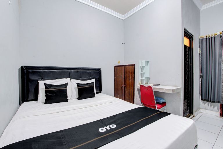 Room 5, OYO 3220 Samudra Guesthouse, Sleman