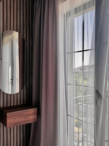 Room 5, Bee Planet Guest House