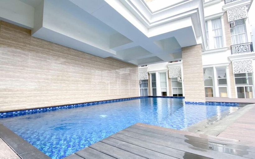 Pool 4, Quiet And Strategic Studio Loft At Apple 1 Condovilla Apartment, Jakarta Selatan