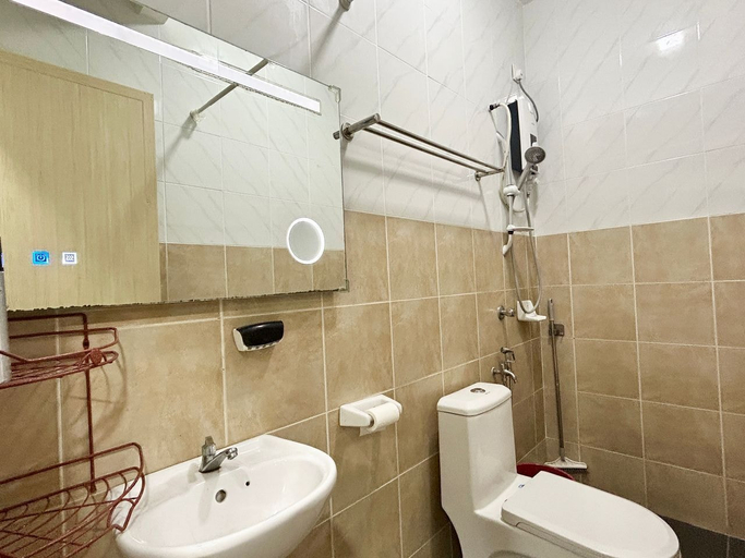 Bathroom 4, Johor Senai, Kulaijaya