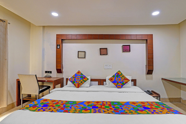 Room 4, FabHotel The Tuesday Suits - Opposite to Delhi Public School, Gautam Buddha Nagar