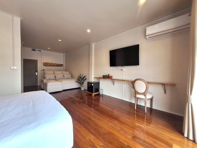 Room 4, Trat Hometown, Muang Trat