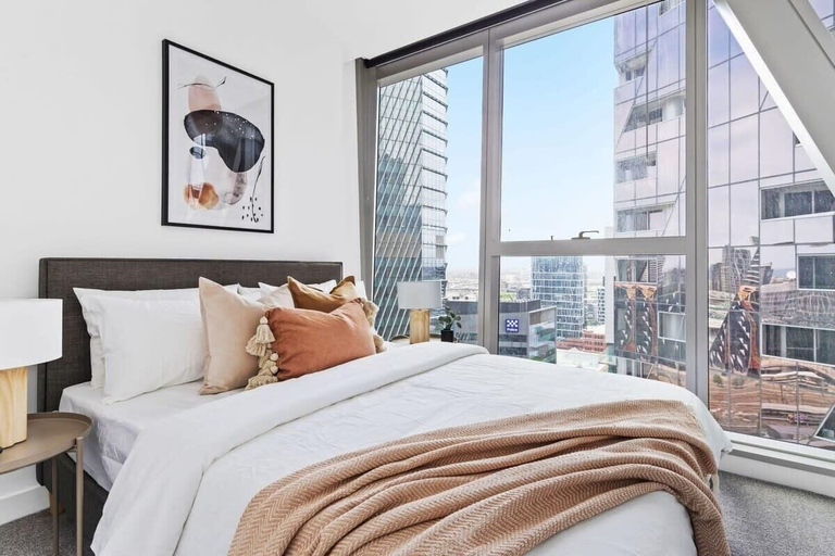 Bedroom 3, A Stylish 3BR Apt With Harbour Views, Free Parking, Melbourne