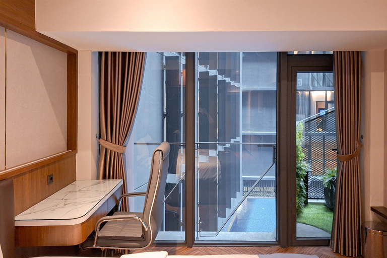 Room 2, Modern Rustic Studio Apartment At Carstensz Residence, Tangerang Selatan