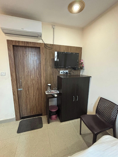 Room 2, Hotel Shilva Inn, Varanasi