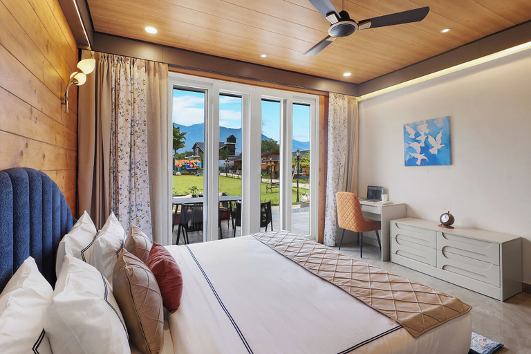 Room 2, ELIVAAS Esh Birch, Kangra