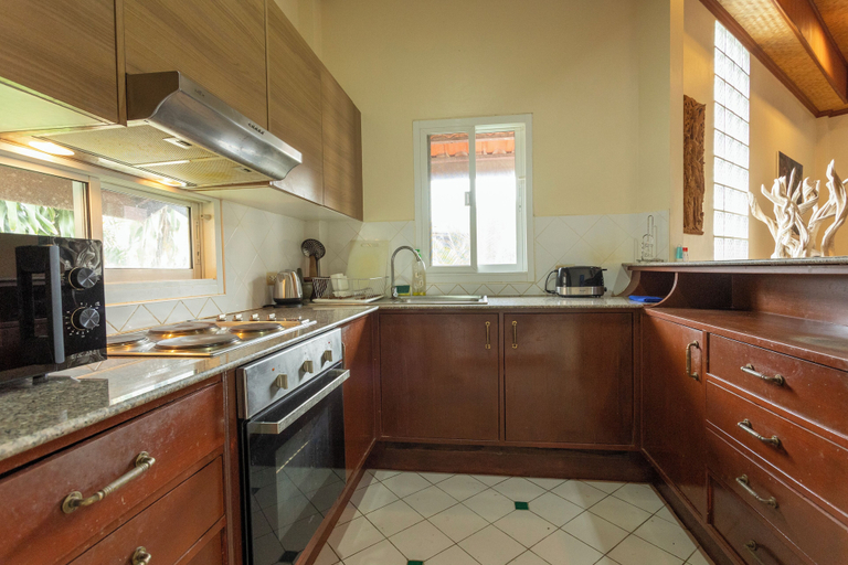 Private kitchen, Thai-Style Villa with Charm V114, Pulau Phuket