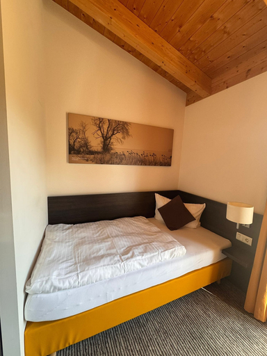Room 4, Boutique & Wellness Hotel Thalmässing, Roth