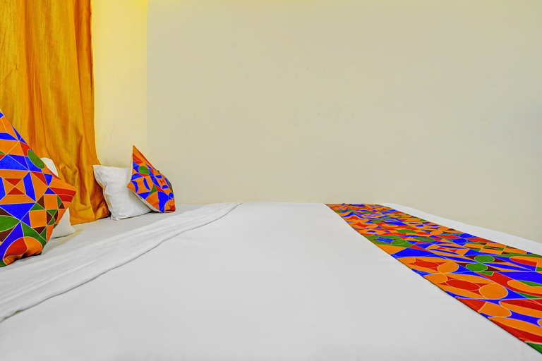 Room 5, Fabhotel Ashiyana, Pune