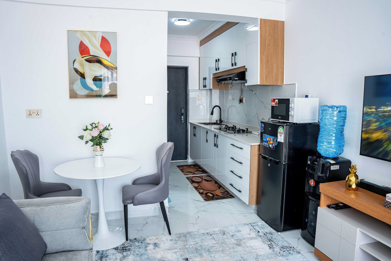 In-room dining 5, Smart Homes Airbnbs, Dagoretti North