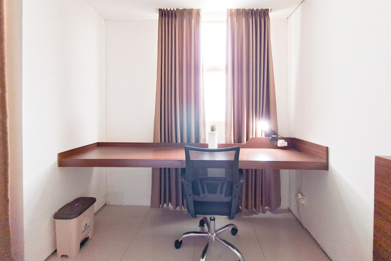 Room 5, Basic Studio Room Apartment At Tuscany Residence, South Tangerang