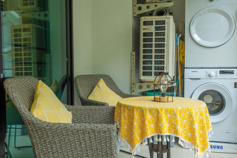 Balcony, Sunset Pool Walk to Beach & Market C149, Phuket Island