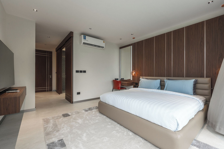 Room 2, 4BR Pool Villa Near Beach V200, Pulau Phuket