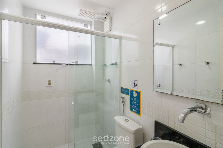 Bathroom, Ground Floor apt 5 min From Praia do Forte Ema101, Cabo Frio