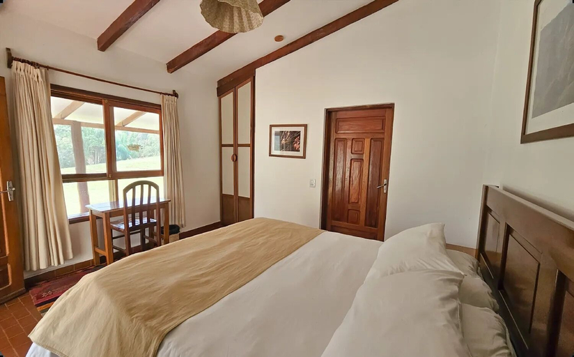 Room 4, Refugio los Volcanes, Florida