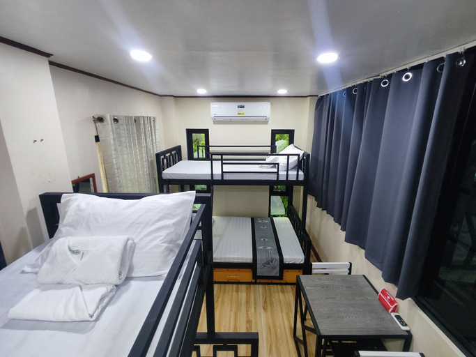 Room 5, Boac Beach Guesthouse, Boac