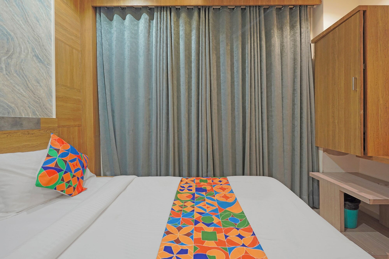 Room 3, Fabhotel New Empire, Ahmadabad