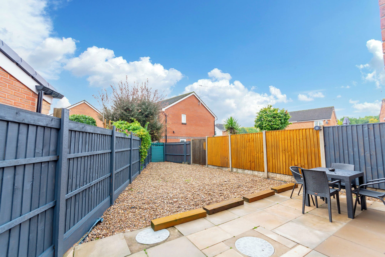 Terrace/patio 2, Goldcrest House, Nottingham