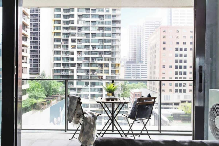 Interior 3, A Spacious 2BR Apt, Walk to Southern Cross Station, Melbourne