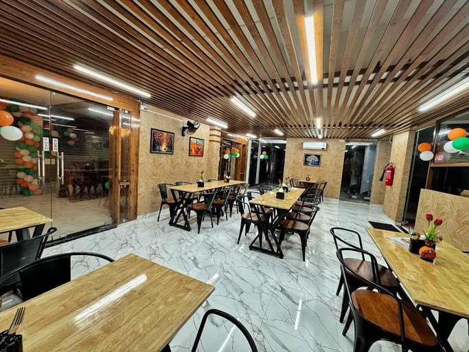 Restaurant 2, Hotel Hyderabad Pulse, Ranga Reddy