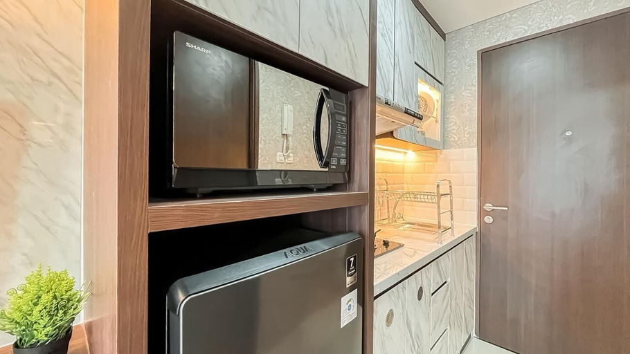 Private kitchen 2, Earth Tone Studio Apartment At Transpark Bintaro, Tangerang Selatan