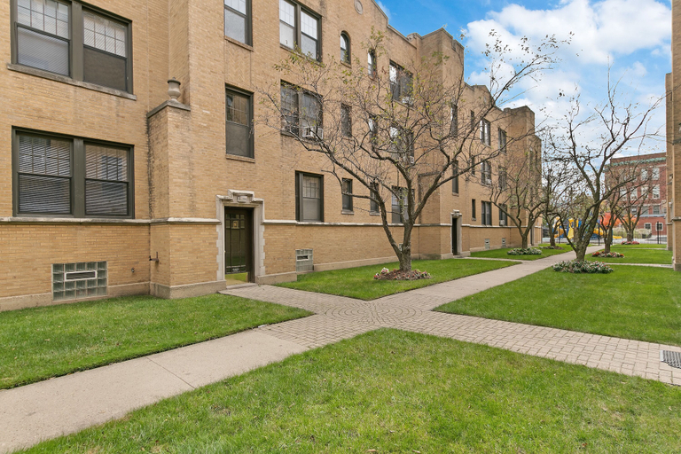 Exterior detail, Central 1BR Retreat - Belmont E1, Cook