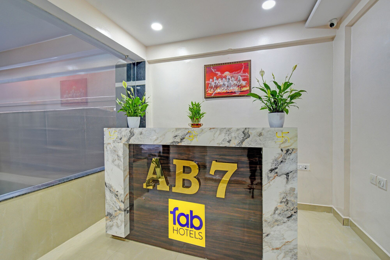 Reception 2, Fabhotel Ab7 Stays, Hyderabad