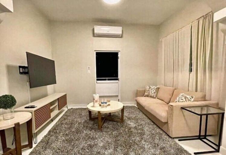 Others 4, Stunning 2-Bedroom Apartment