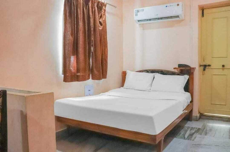 Room 4, HOTEL SRI KALAGA, Krishna