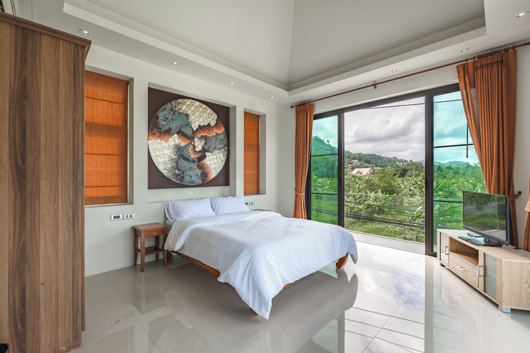 Room 5, PoolVilla Jacuzzi & Mountain View V232, Phuket Island