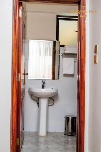 Bathroom 3, Enkipai Hill Hotel, Narok North