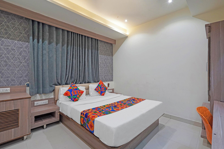 Room 5, Fabhotel New Empire, Ahmadabad