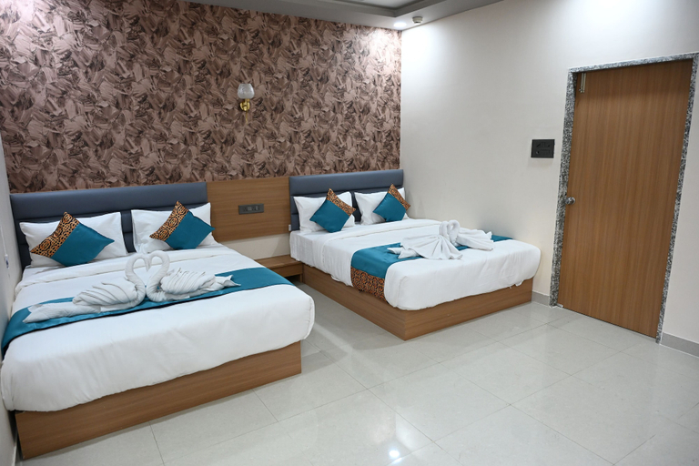 Room 5, Ravechi Krupa Hotel, Devbhumi Dwarka