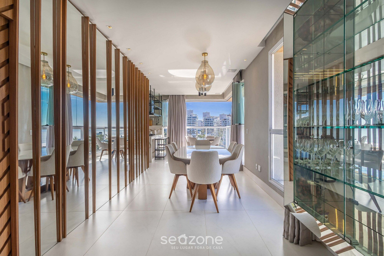 Dining 4, Sophisticated Stay 200m From Praia Brava - EHI, Itajaí