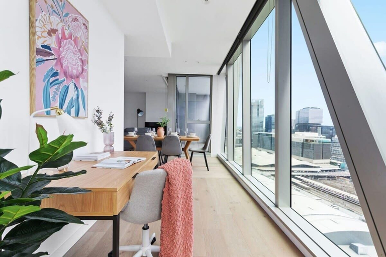Others 4, A Stylish 3BR Apt With Harbour Views, Free Parking, Melbourne