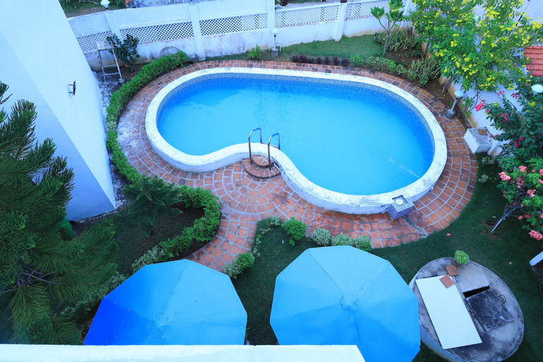 Pool 5, Anton White Villas Resort, Kancheepuram