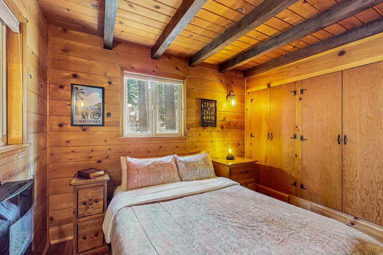 Bedroom 3, Bristlecone Cottage #321, San Bernardino