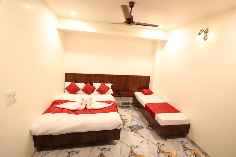 Room 3, The Brij Vista, Mathura