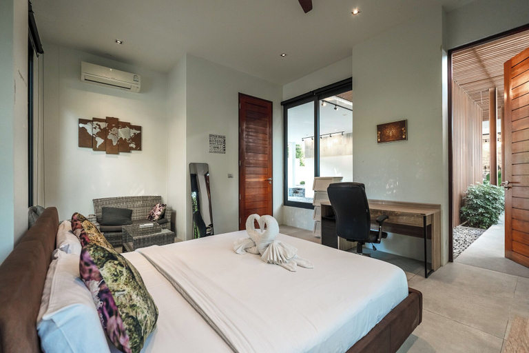 Room 2, Luxury9BRVillaGolfViewTennisCourt V158, Pulau Phuket