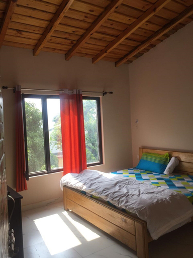 Room 4, Kiran Homestay Bhimtal, Nainital