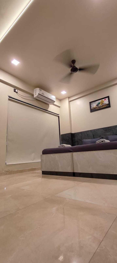 Room 4, VIJAY VIHAAR, Ratnagiri